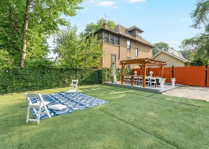 Cozy 4Br, 6 Beds, 12 Guest Home Near Phl, Eagles Field, Upenn, Fast Wi-Fi, King Bed, Parking